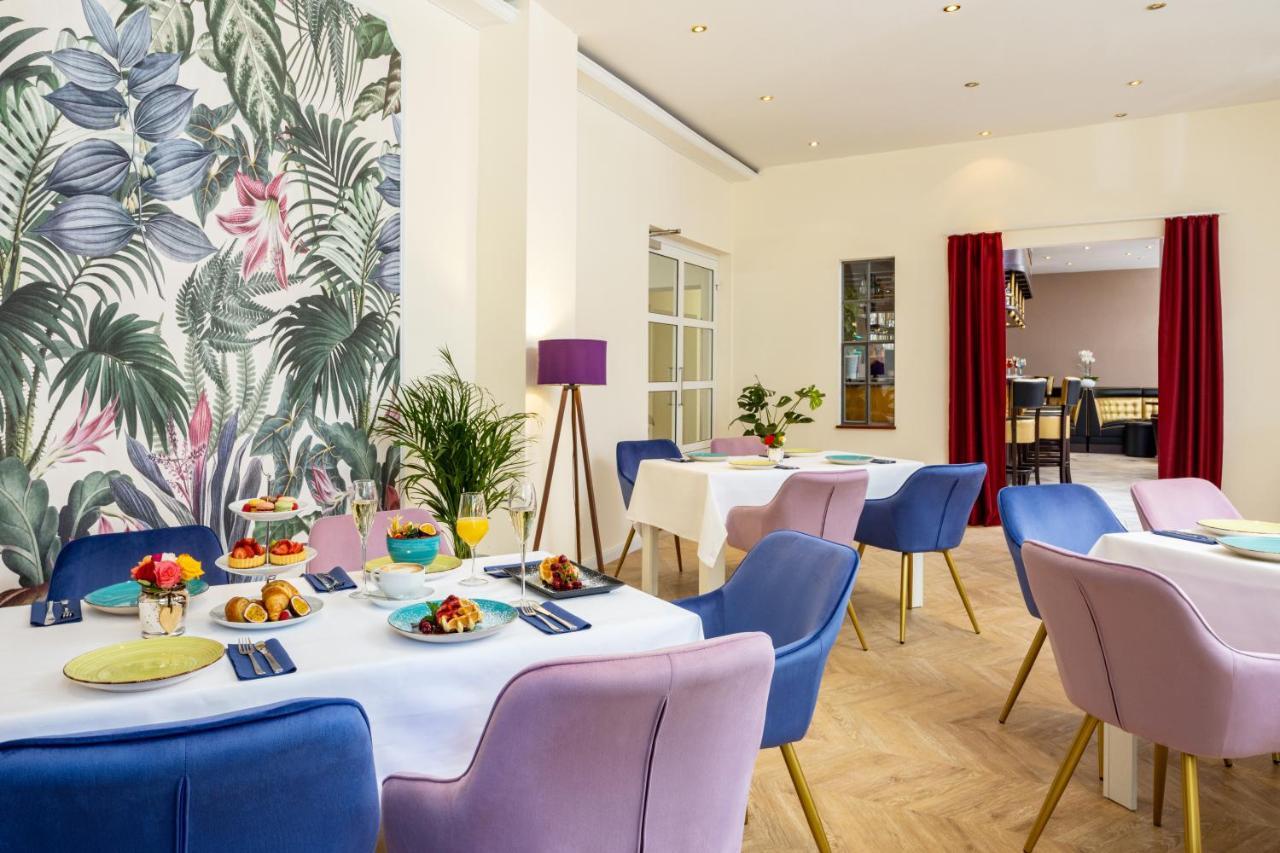 Schlosshotel ラインスベルク エクステリア 写真