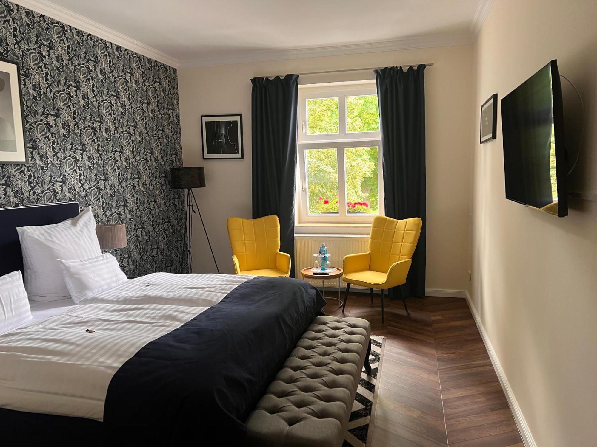 Schlosshotel ラインスベルク エクステリア 写真